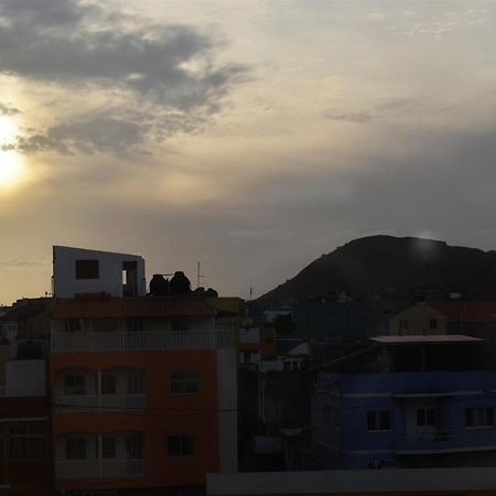 Apartamento Terra Branca Praia Bagian luar foto