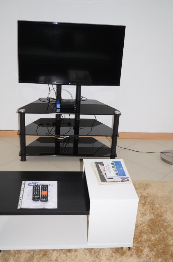Apartamento Terra Branca Praia Bagian luar foto
