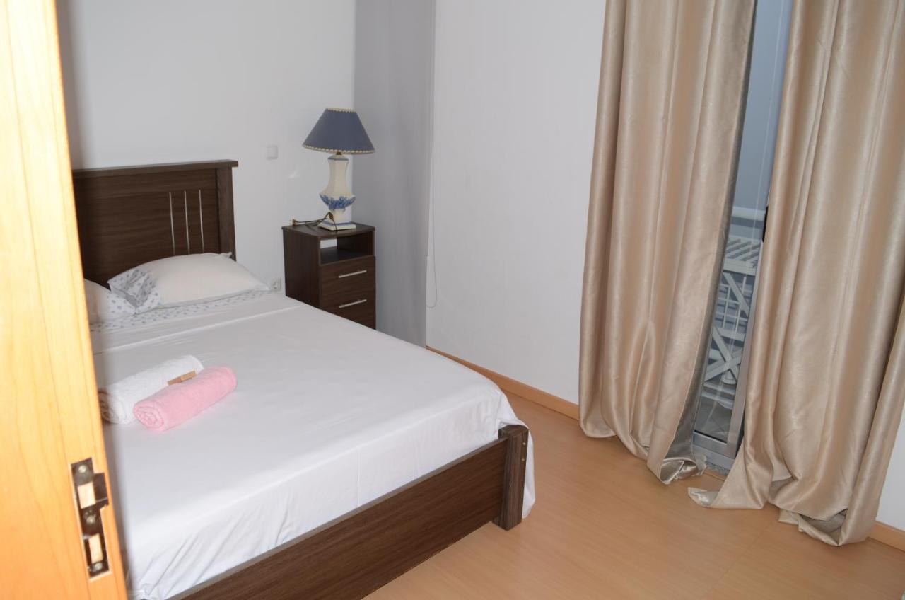 Apartamento Terra Branca Praia Bagian luar foto
