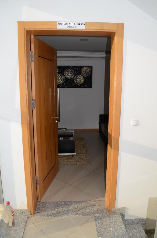 Apartamento Terra Branca Praia Bagian luar foto