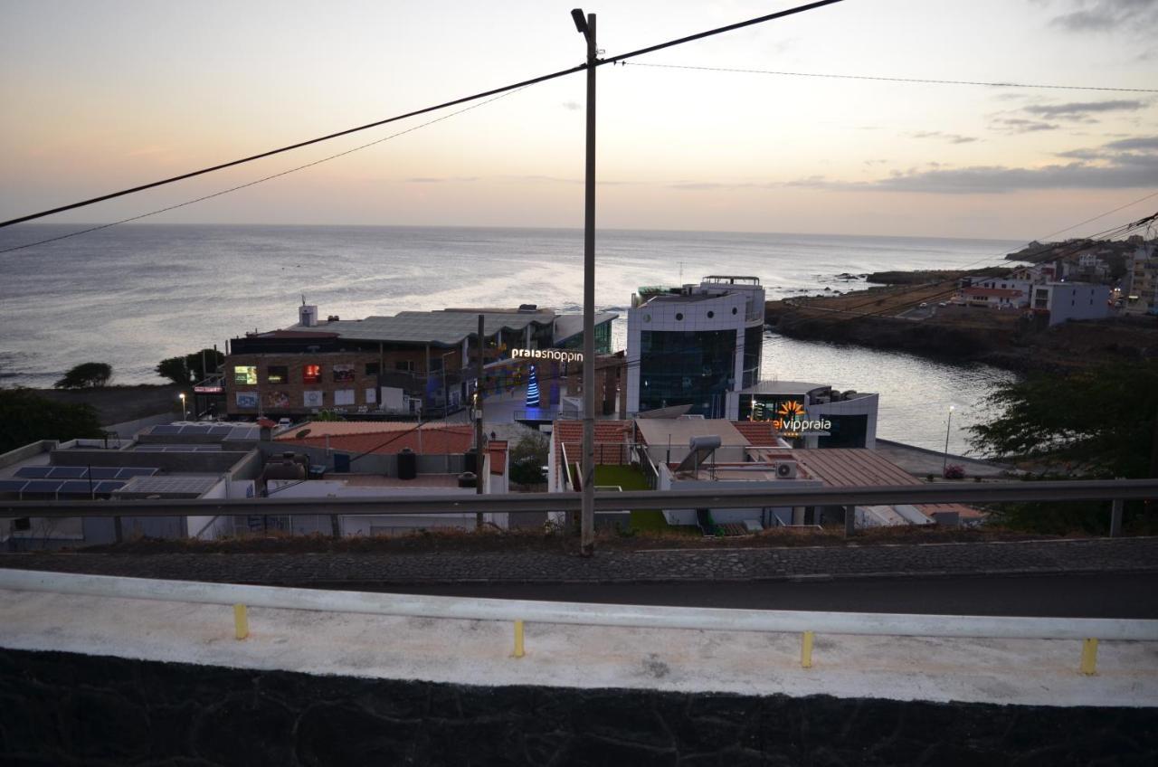 Apartamento Terra Branca Praia Bagian luar foto