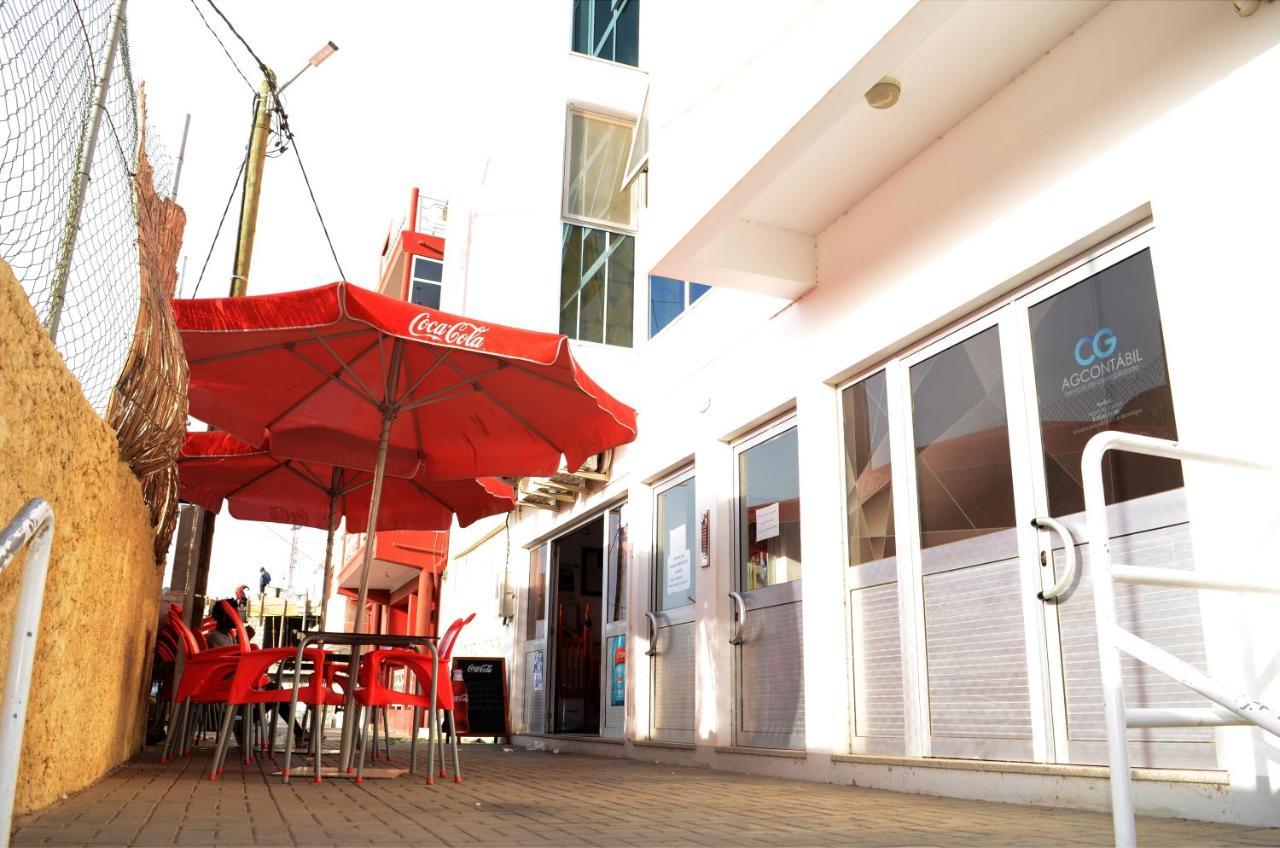 Apartamento Terra Branca Praia Bagian luar foto
